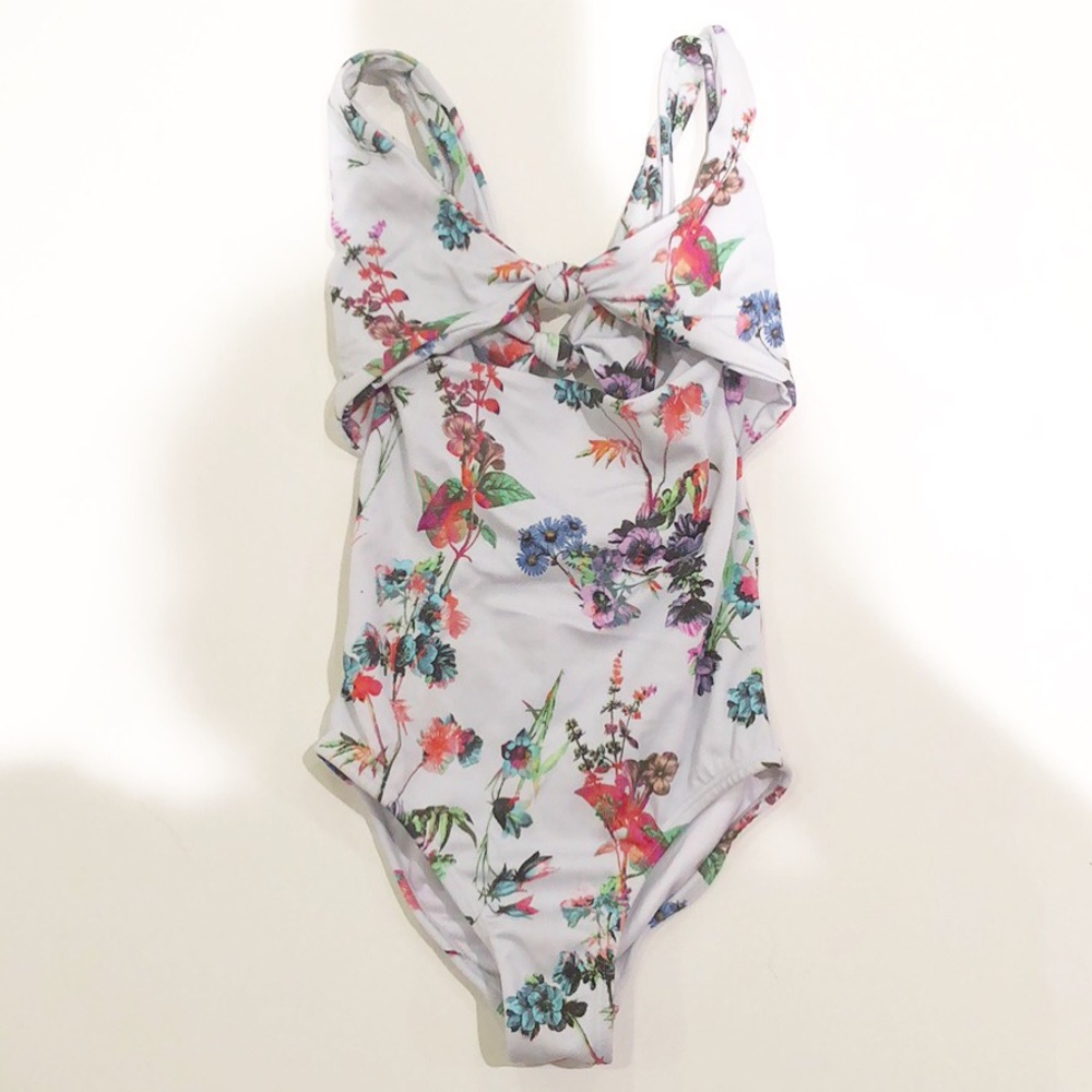 Bathing suit